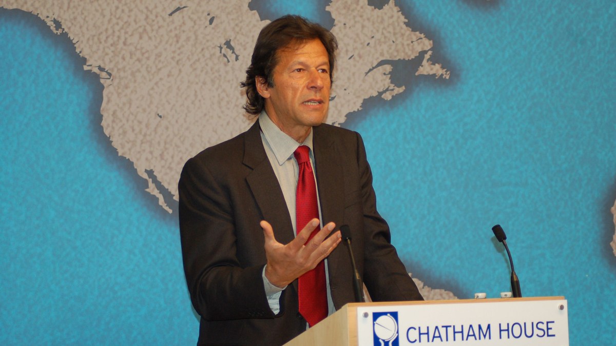 Imran Khan’s family to visit jail despite sisters’ detention Imran Khan’s family to visit jail despite sisters’ detention
