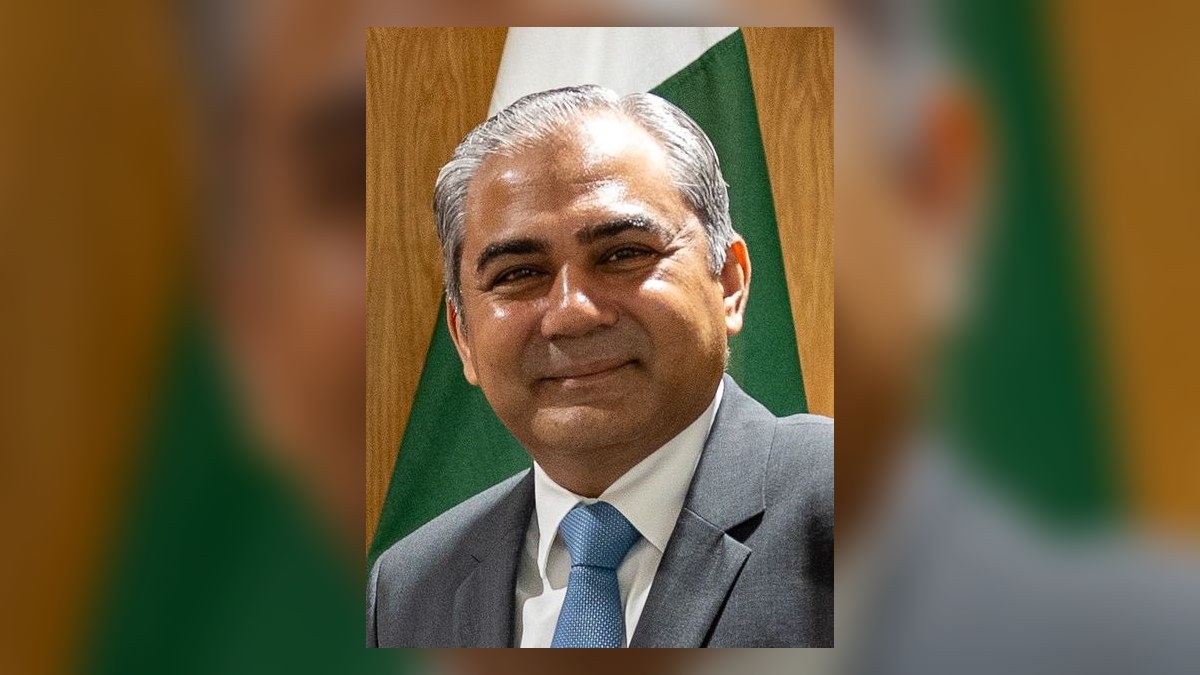 Iran signals openness to US talks as Pakistan mediates Iran signals openness to US talks as Pakistan mediates